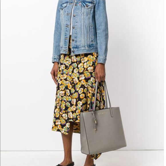 Marc Jacobs The Grinder Shopper Tote Bag - Picture 2 of 7